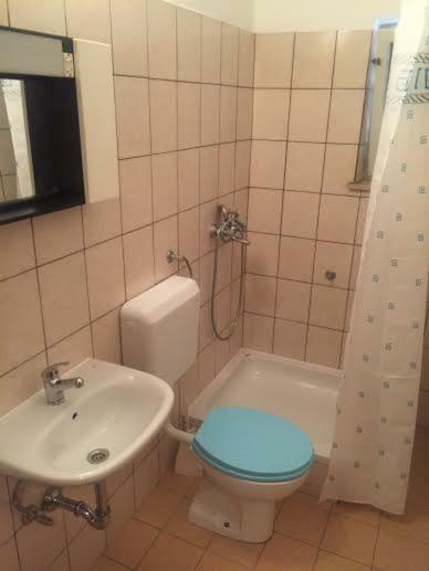 Jure Erceg Apartment Starigrad Paklenica Exteriör bild